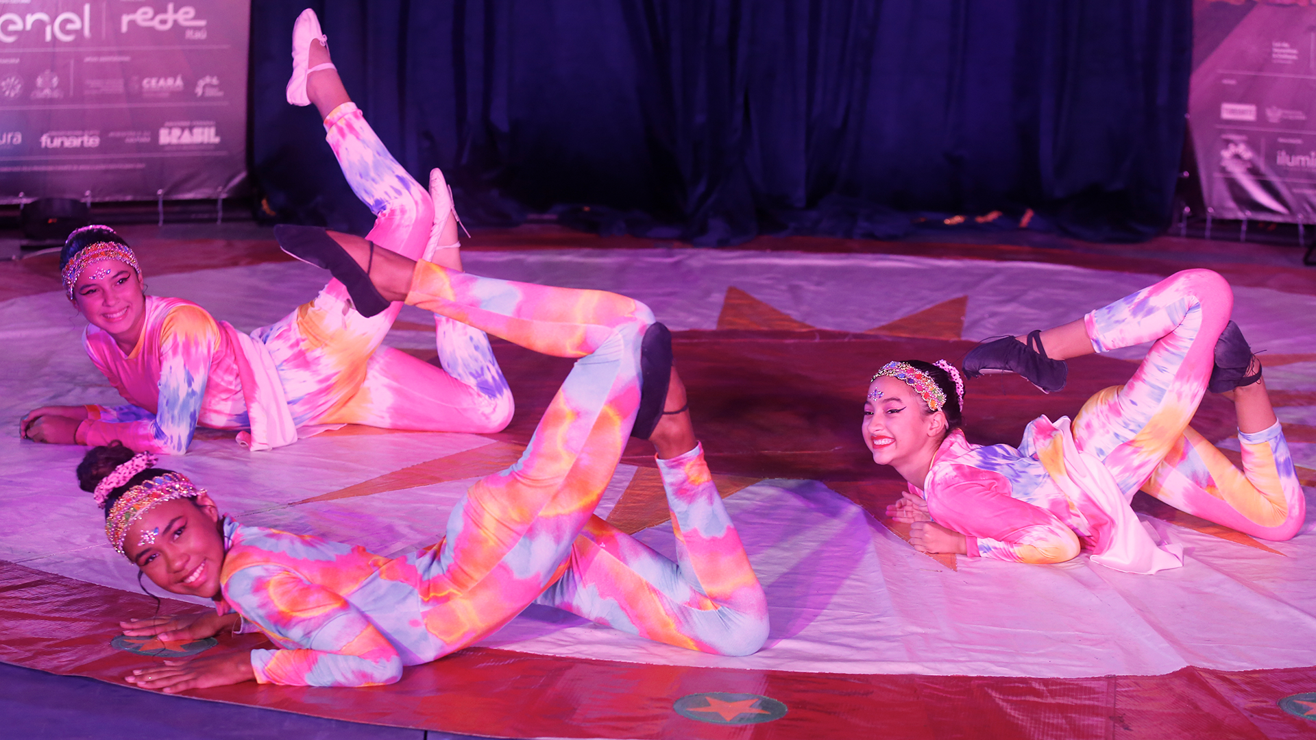 Circo Escola Canoa Criança